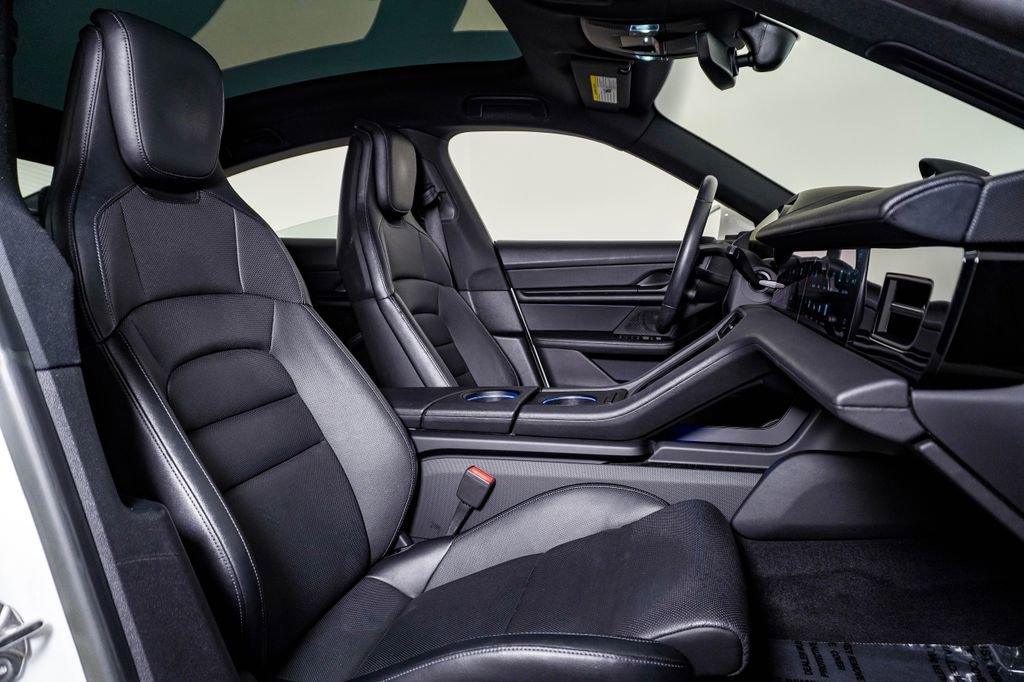 Certified 2023 Porsche Taycan image 15