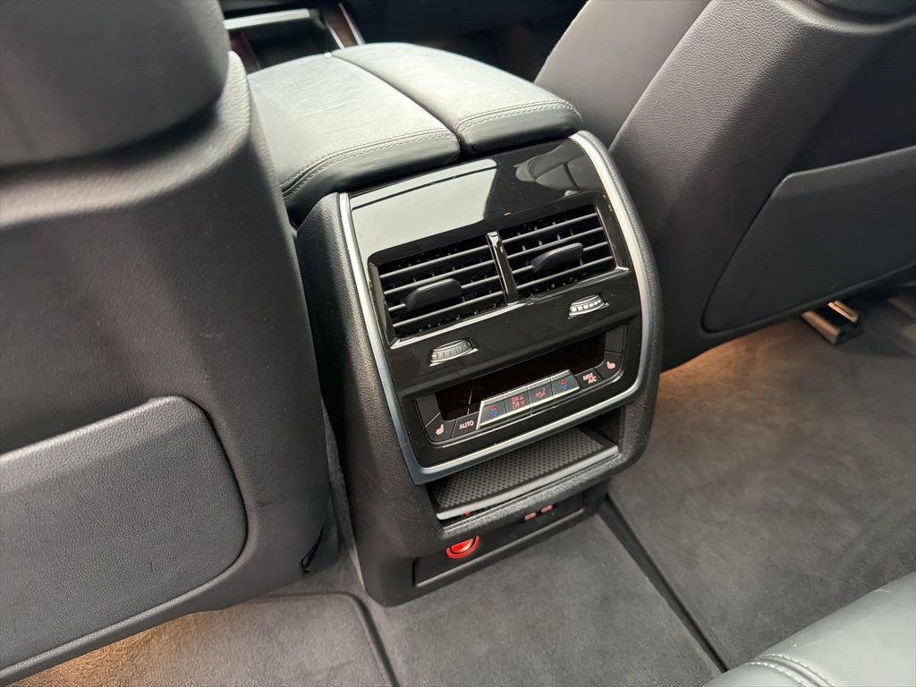 Used 2025 BMW X5 xDrive50e image 21