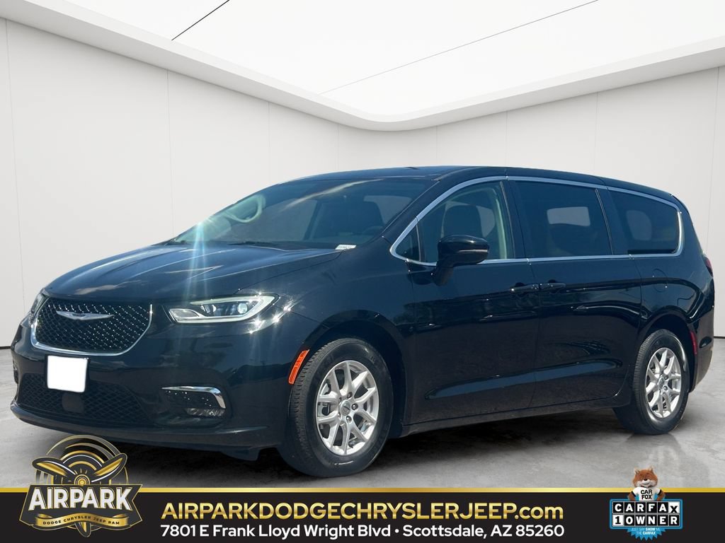 Certified 2024 Chrysler Pacifica Touring-L FWD image 1
