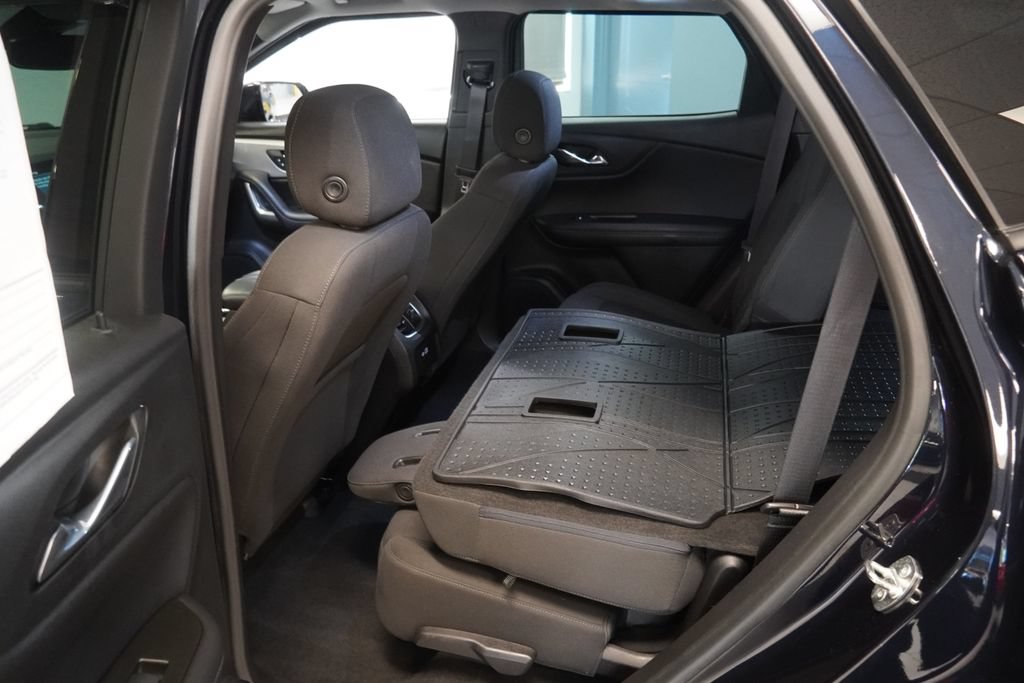 Used 2021 Chevrolet Blazer LT AWD/4WD image 19