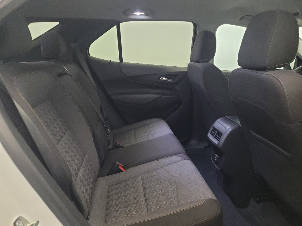 Used 2023 Chevrolet Equinox LT AWD/4WD image 19
