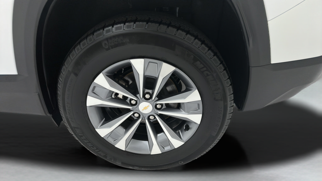 Used 2025 Chevrolet Equinox LT AWD/4WD image 8
