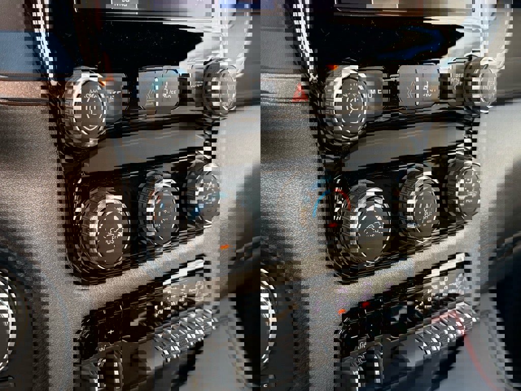 New 2026 RAM 1500 Classic Warlock image 14