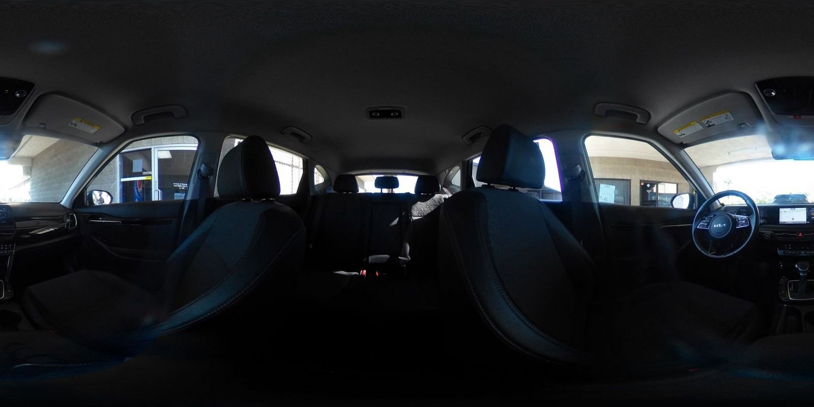 Used 2025 Kia Seltos S image 43