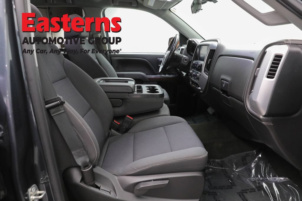 Used 2018 GMC Sierra 1500 SLE w/ SLE Value Package AWD/4WD image 25