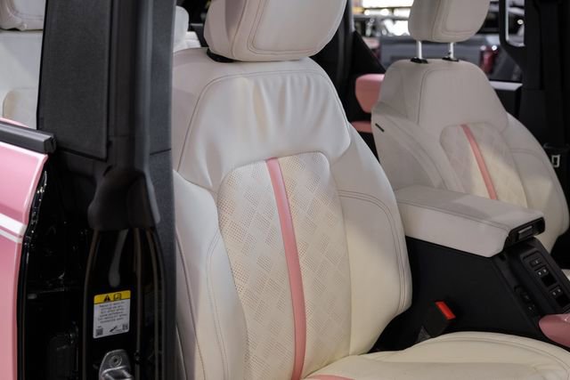 Used 2025 Ford Bronco Heritage Edition image 64