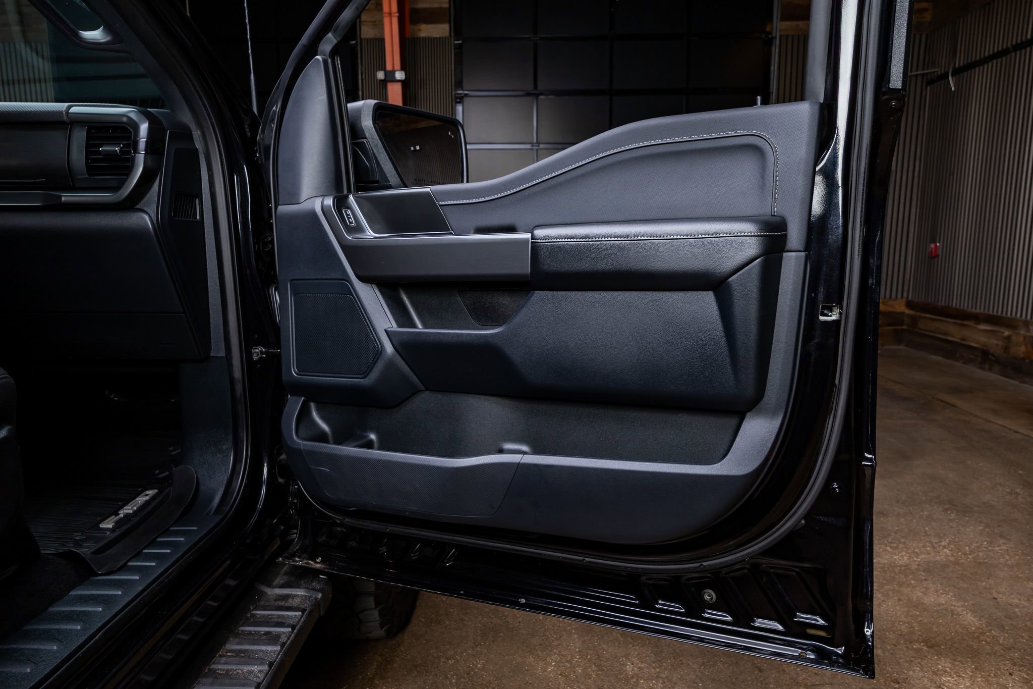 Used 2024 Ford F150 XLT w/ Equipment Group 302A MID image 34