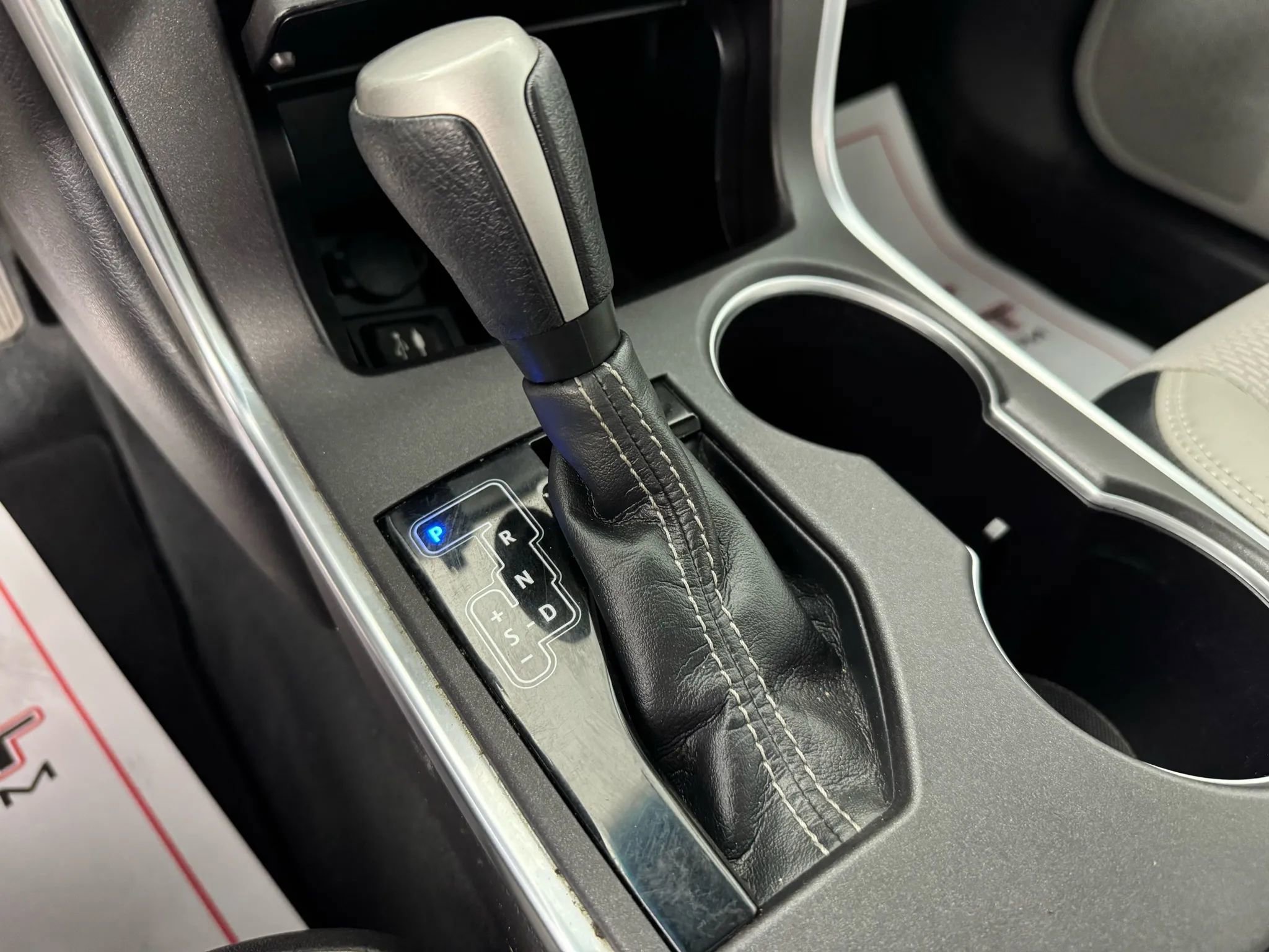 Used 2017 Toyota Camry SE image 20