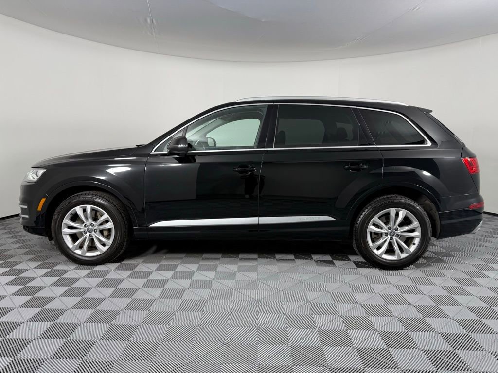 Used 2017 Audi Q7 3.0T Premium Plus AWD/4WD image 2