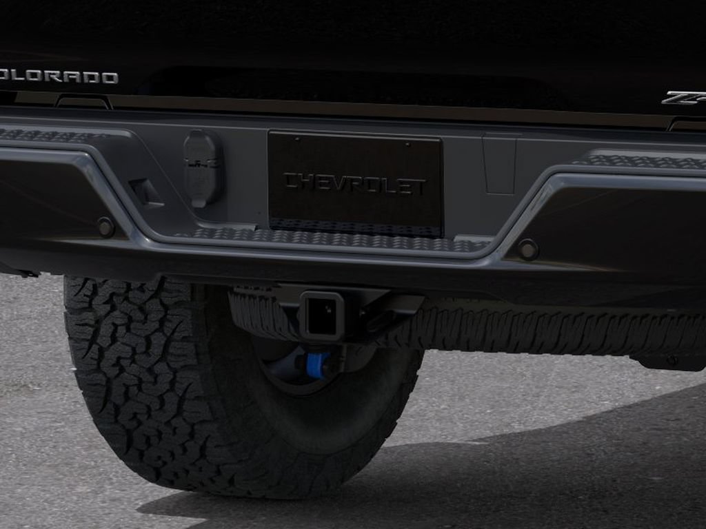 New 2026 Chevrolet Colorado ZR2 w/ Technology Package AWD/4WD image 14