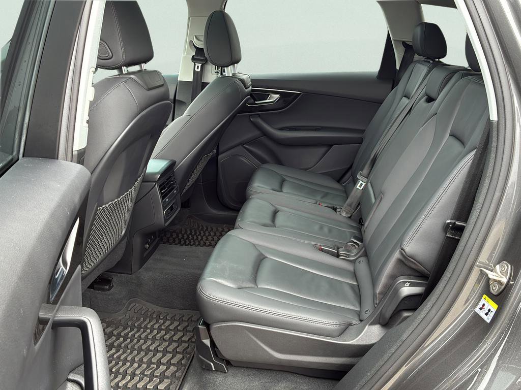 Used 2022 Audi Q7 3.0T Premium image 21