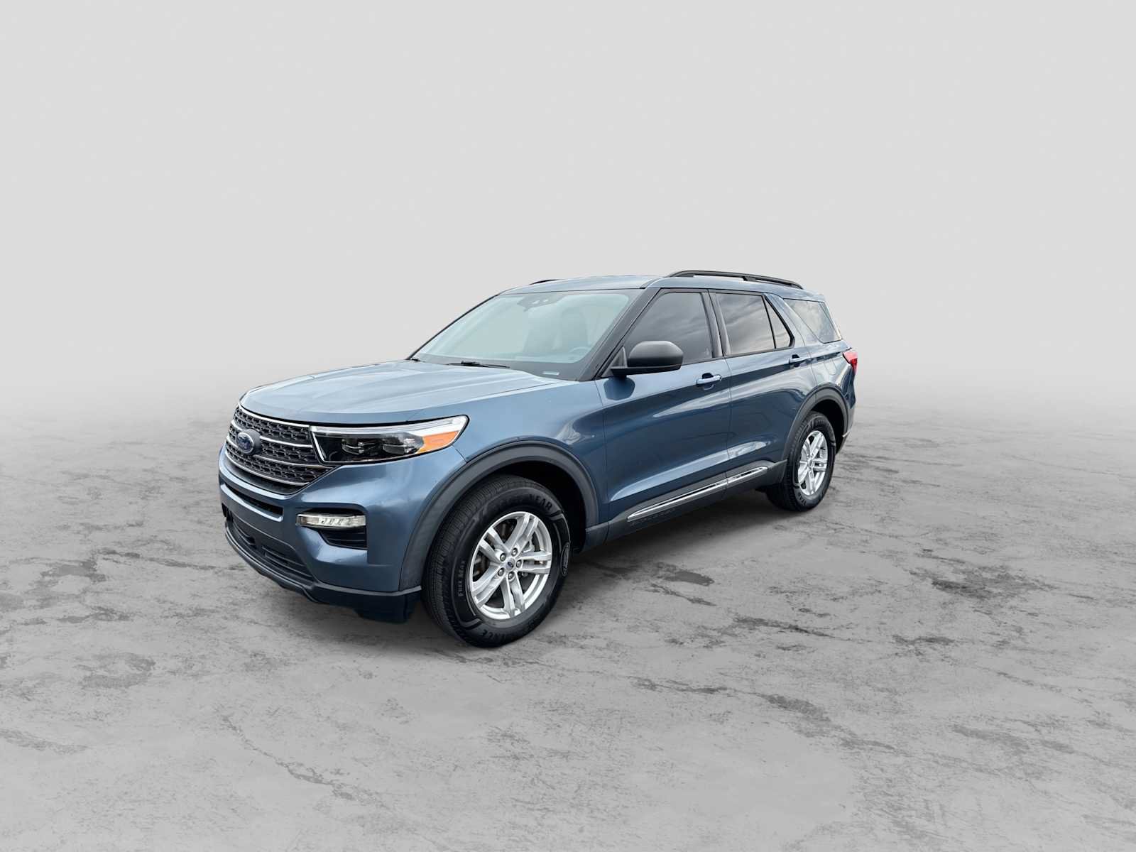 Used 2020 Ford Explorer XLT AWD/4WD image 4