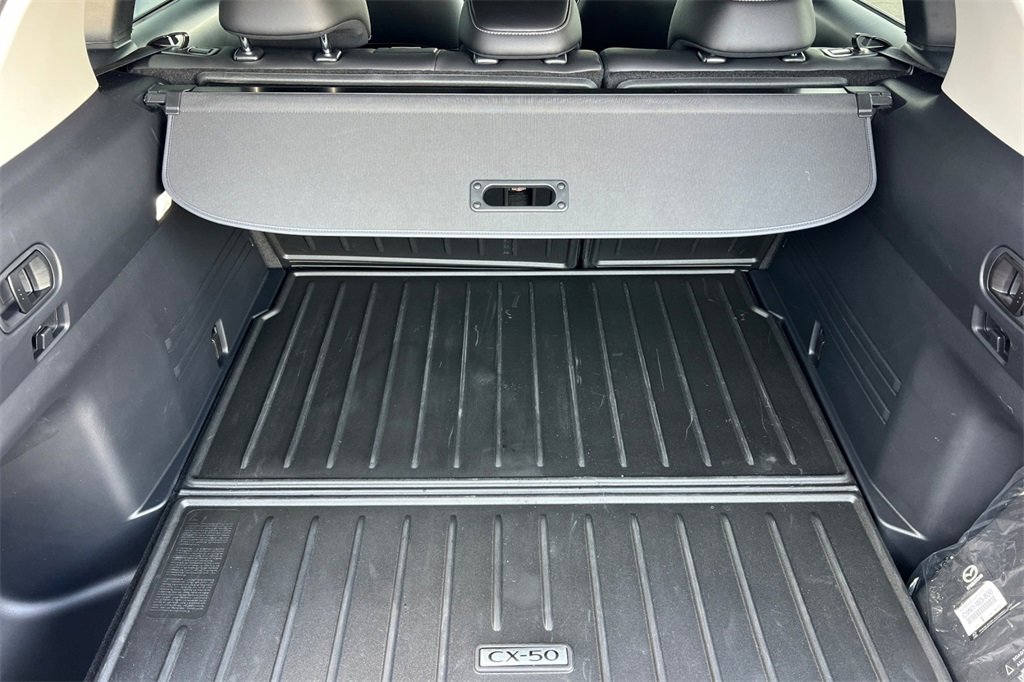 Used 2025 MAZDA CX-50 AWD 2.5 S w/ Weather Package image 19