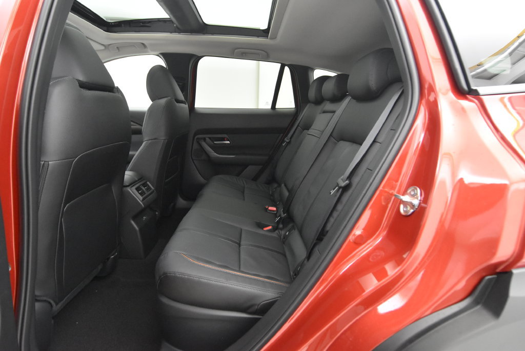Used 2026 MAZDA CX-50 AWD 2.5 Hybrid w/ Weather Package image 24