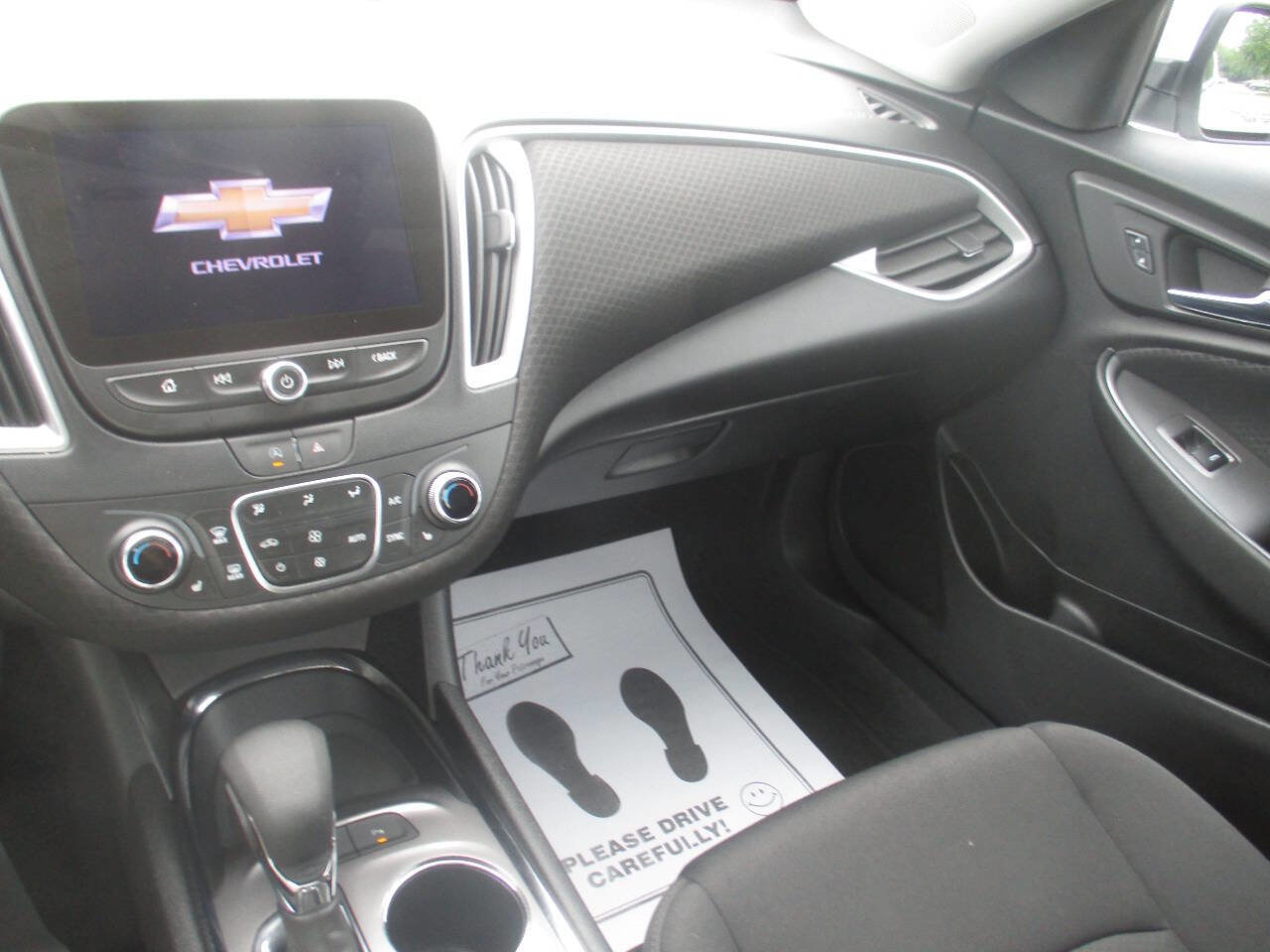 Used 2024 Chevrolet Malibu LT image 19