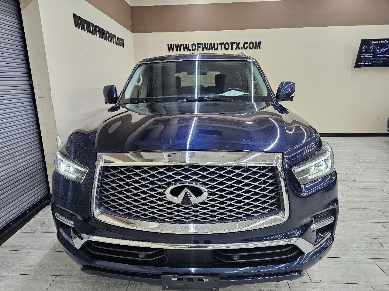 Used 2021 INFINITI QX80 Luxe w/ Cargo Package RWD image 3