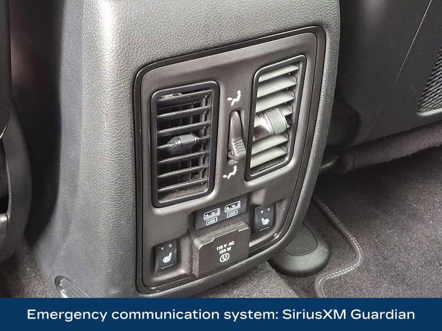 Used 2022 Dodge Durango SRT w/ Premium Interior Group AWD/4WD image 19