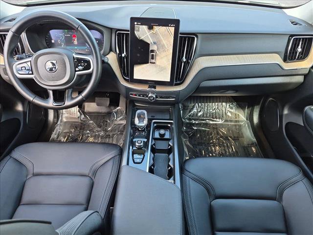 Used 2026 Volvo XC60 B5 Plus w/ Climate Package AWD/4WD image 17