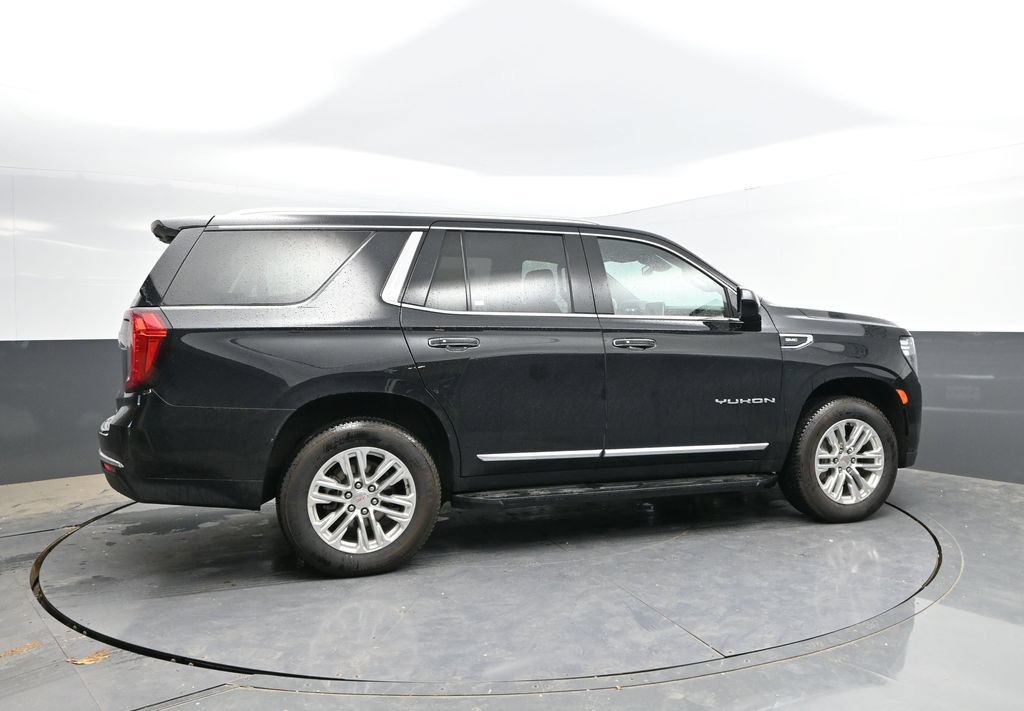 Used 2024 GMC Yukon SLT AWD/4WD image 10