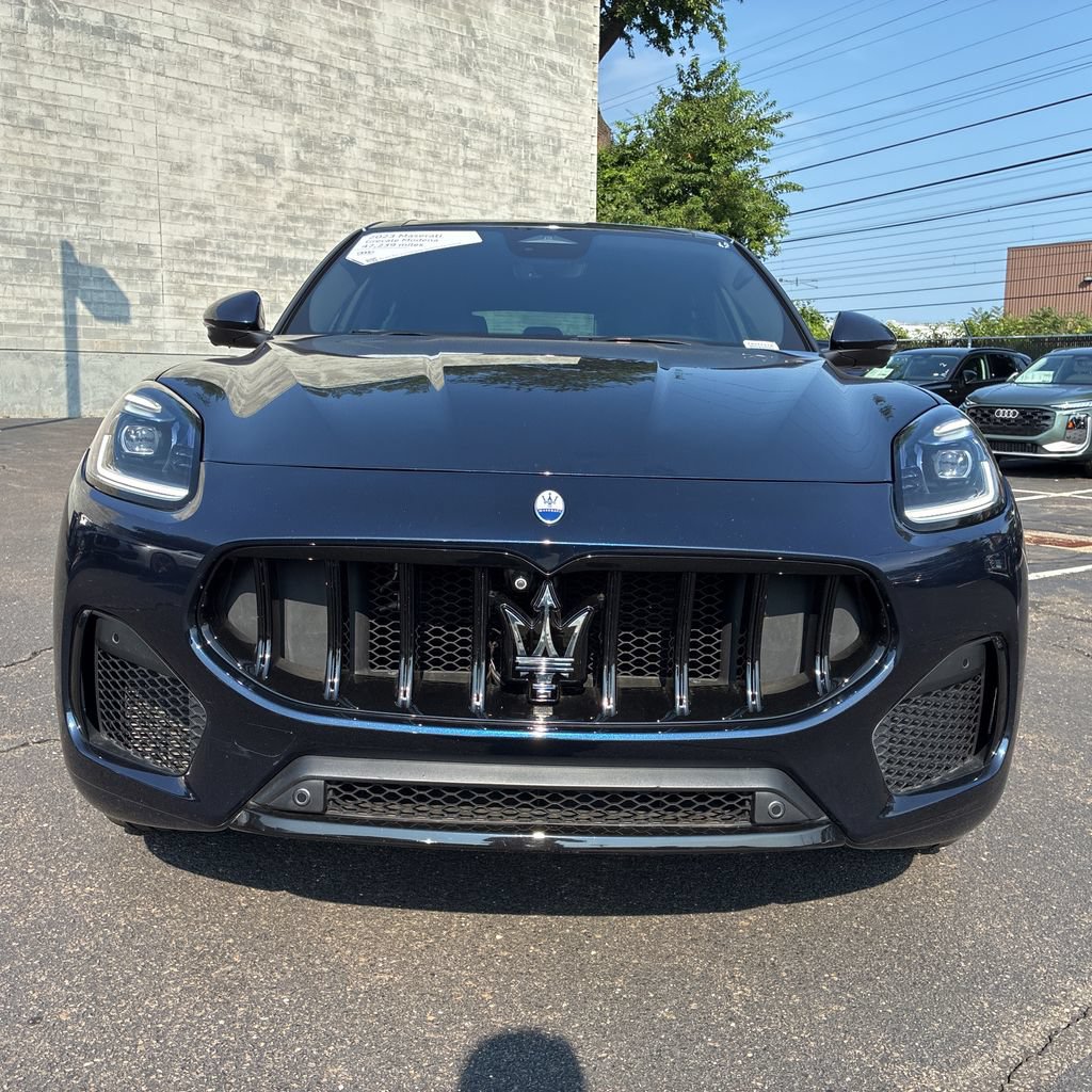 Used 2023 Maserati Grecale Modena AWD/4WD image 8