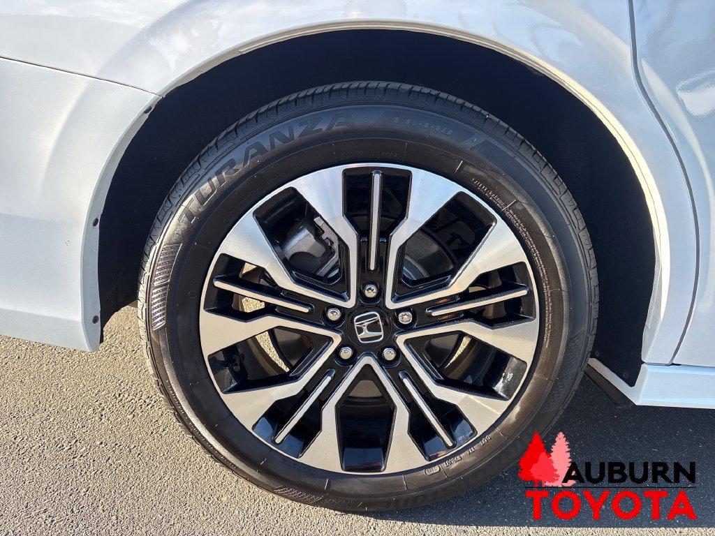 Used 2026 Honda Odyssey Elite image 26
