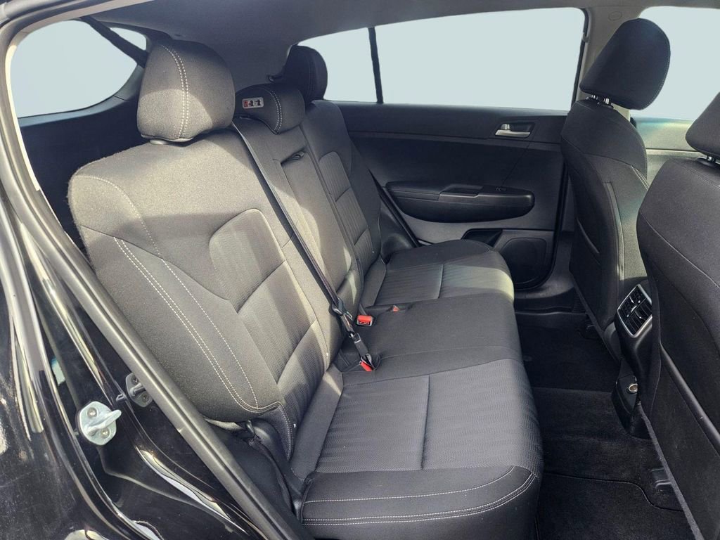 Used 2020 Kia Sportage LX image 28