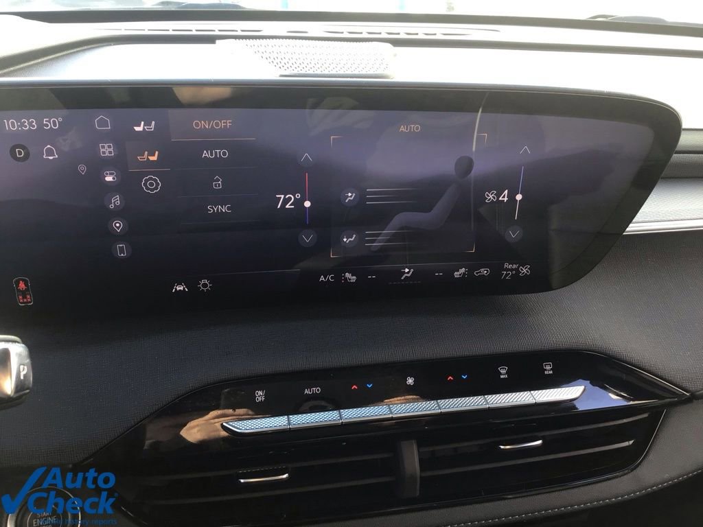 Used 2025 Buick Enclave Sport Touring image 27