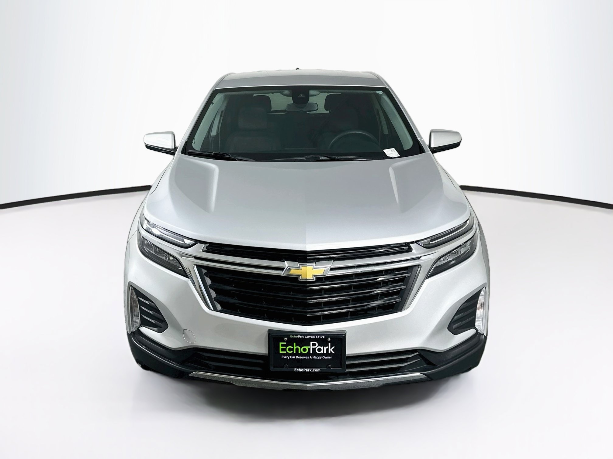 Used 2022 Chevrolet Equinox LT w/ LPO, Floor Liner Package FWD image 2