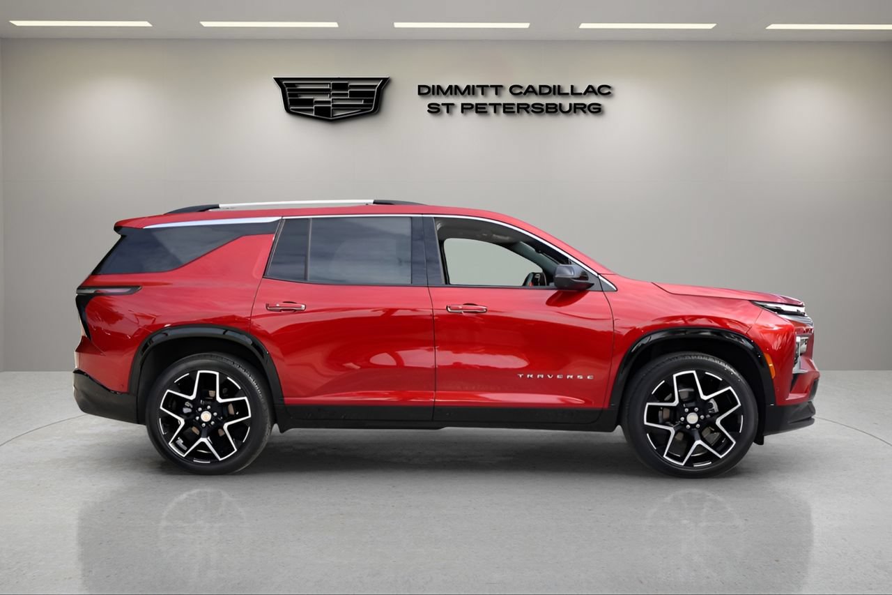 Used 2025 Chevrolet Traverse High Country w/ LPO, Floor Liner Package FWD image 6