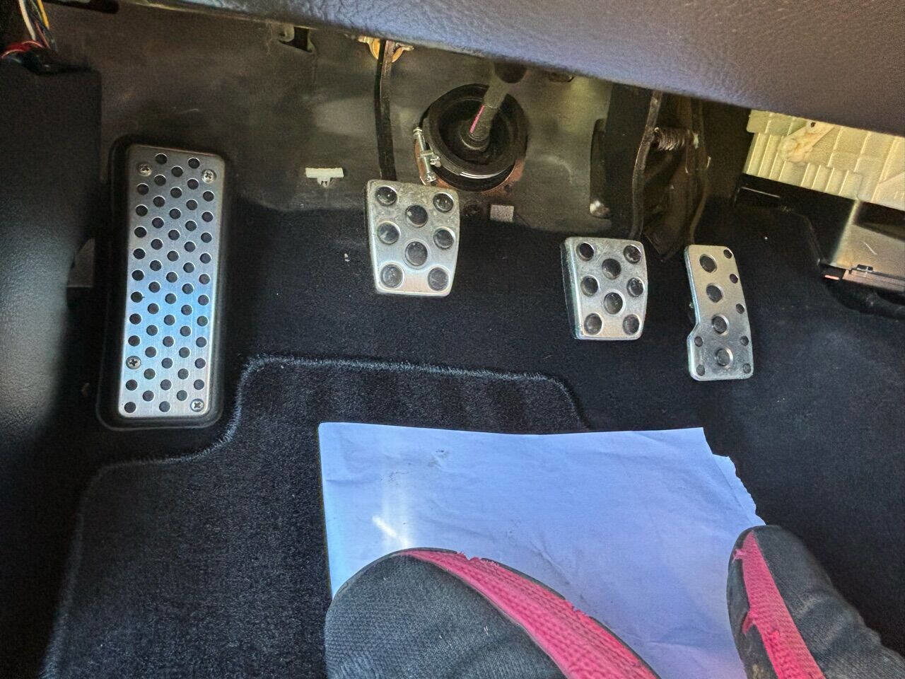 Used 2003 Toyota MR2 image 23