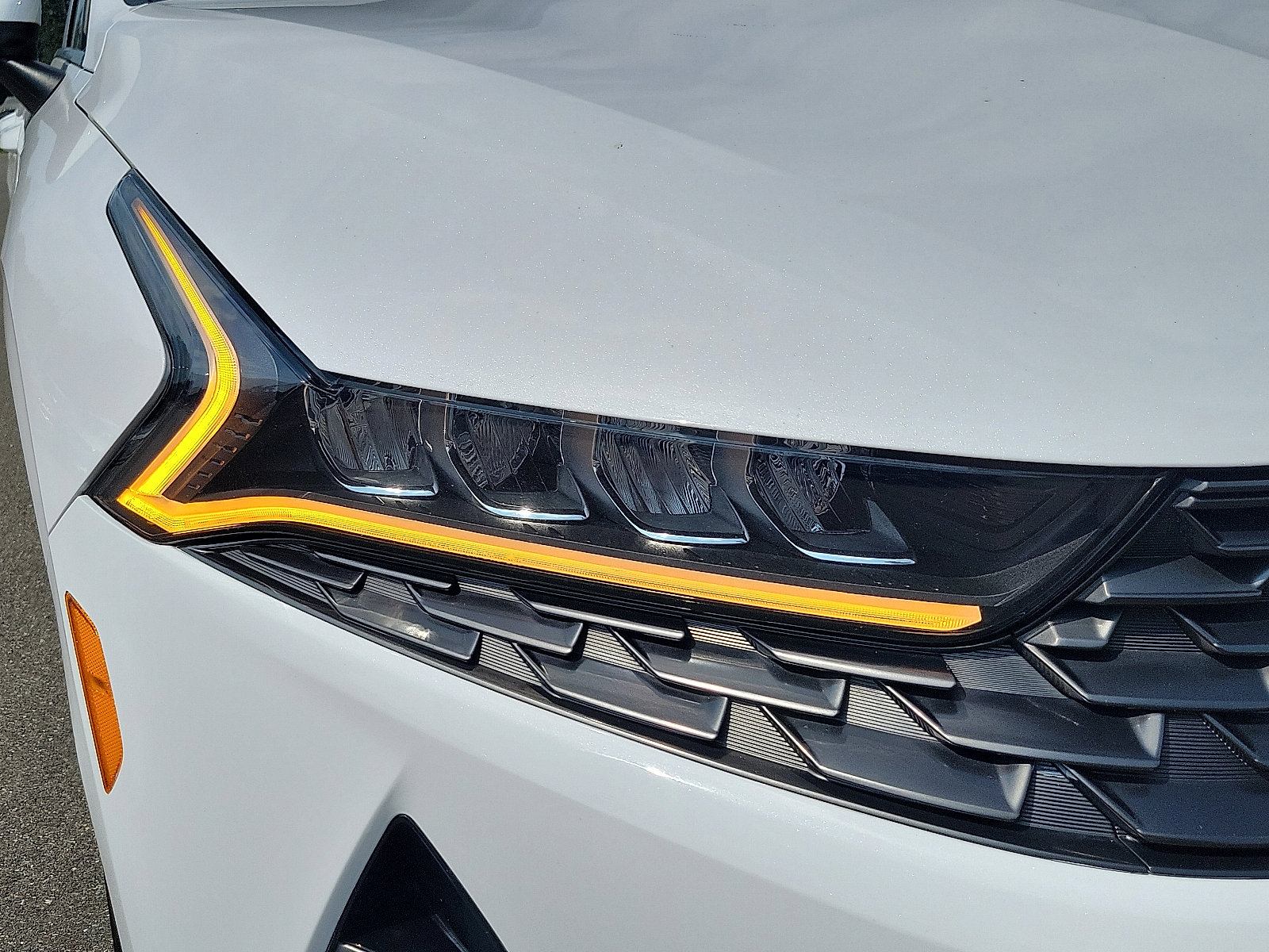 Used 2021 Kia K5 LXS image 9