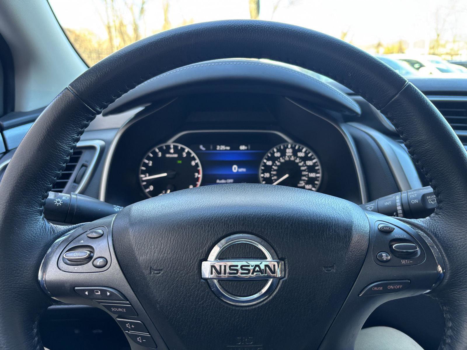 Used 2020 Nissan Murano SV AWD/4WD image 14
