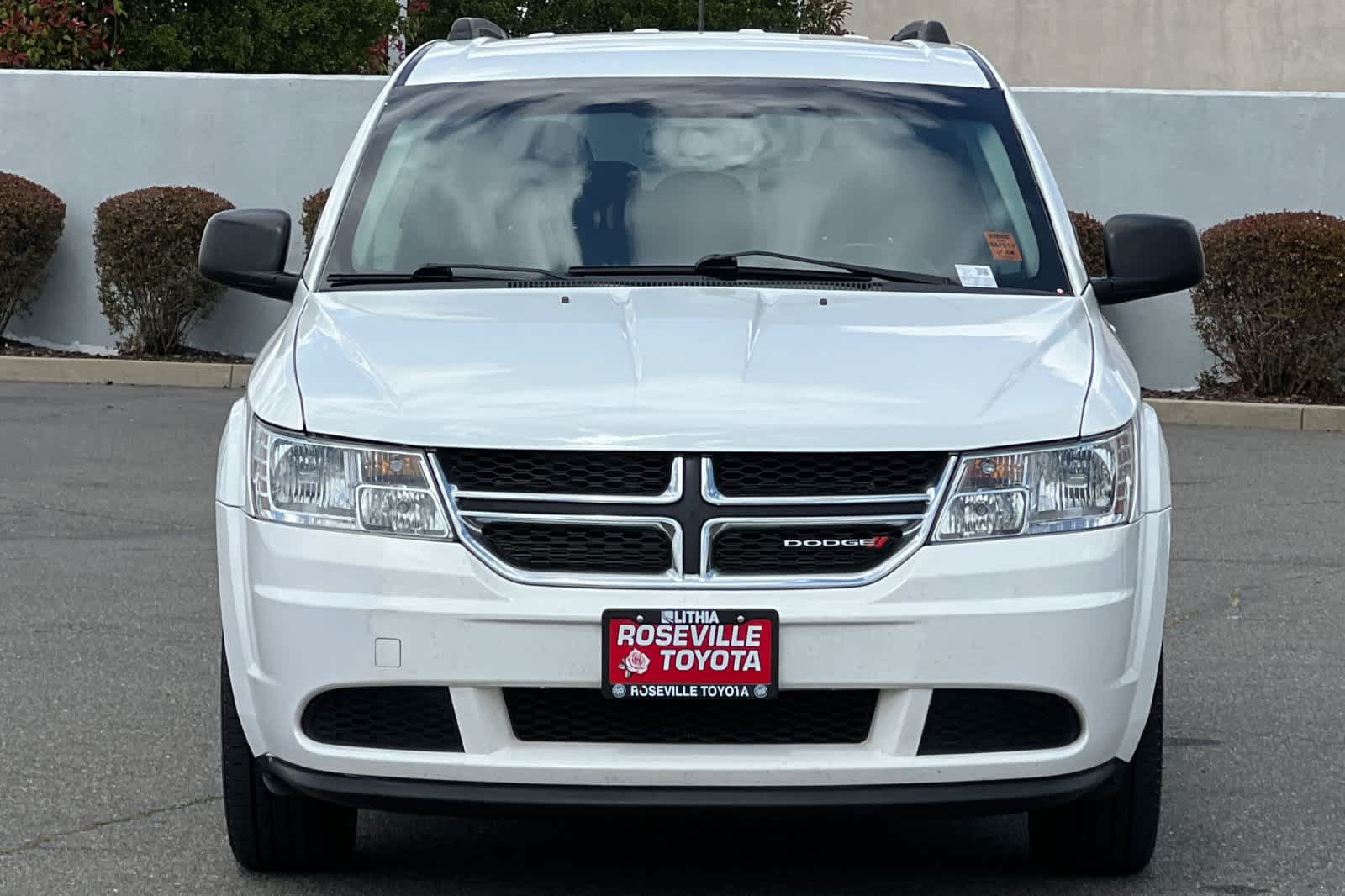 Used 2018 Dodge Journey SE w/ Connectivity Group FWD image 10