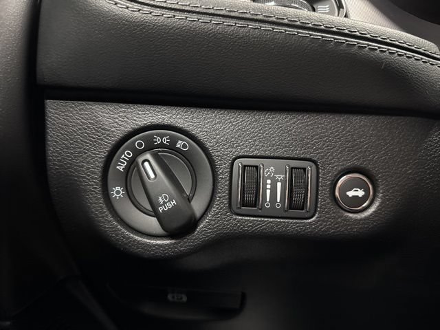 Used 2023 Dodge Challenger R/T Scat Pack w/ Plus Package RWD image 28