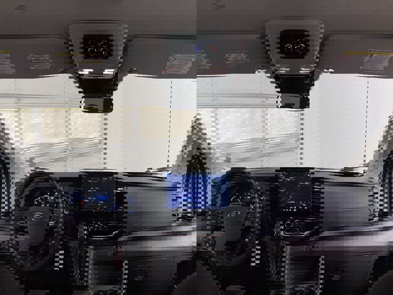 Used 2023 Ford Transit 350 XLT image 13