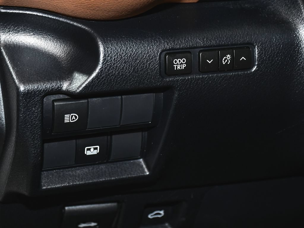 Used 2022 Lexus IS 300 AWD w/ Premium Package image 16