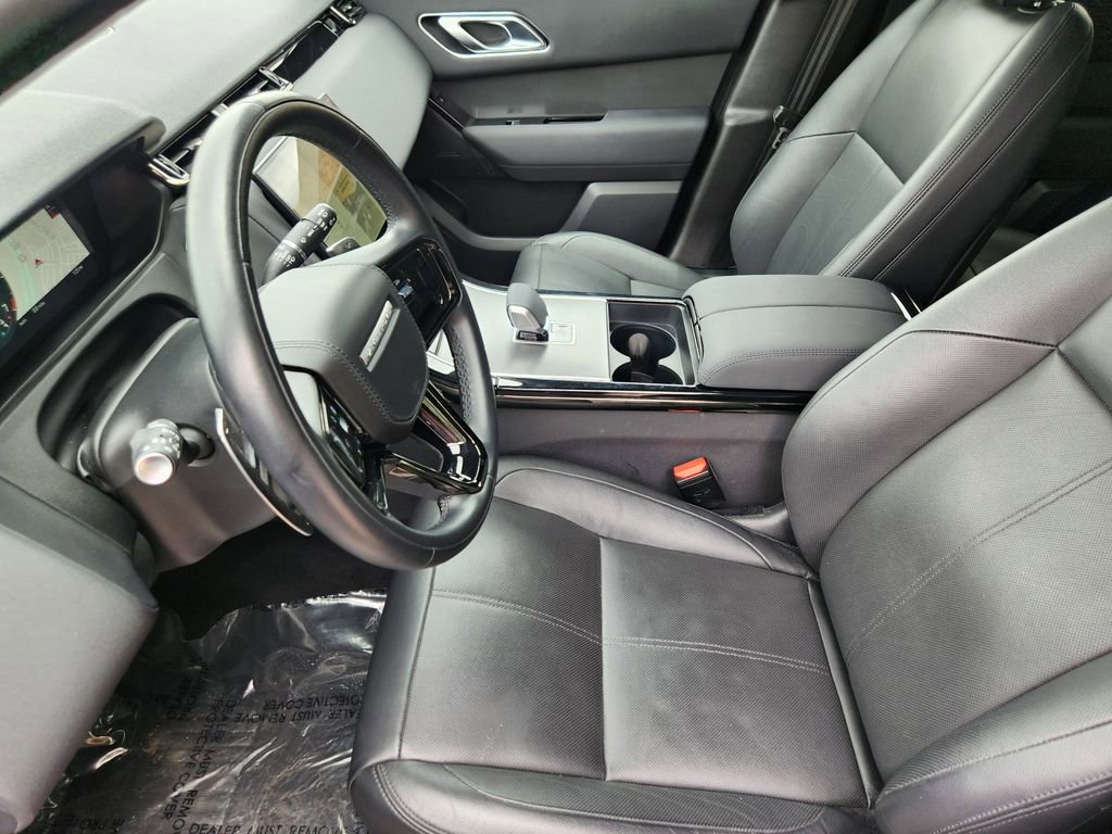 Used 2025 Land Rover Range Rover Velar Dynamic SE AWD/4WD image 4