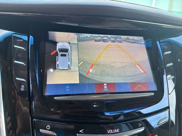 Used 2017 Cadillac Escalade Premium Luxury AWD/4WD image 10