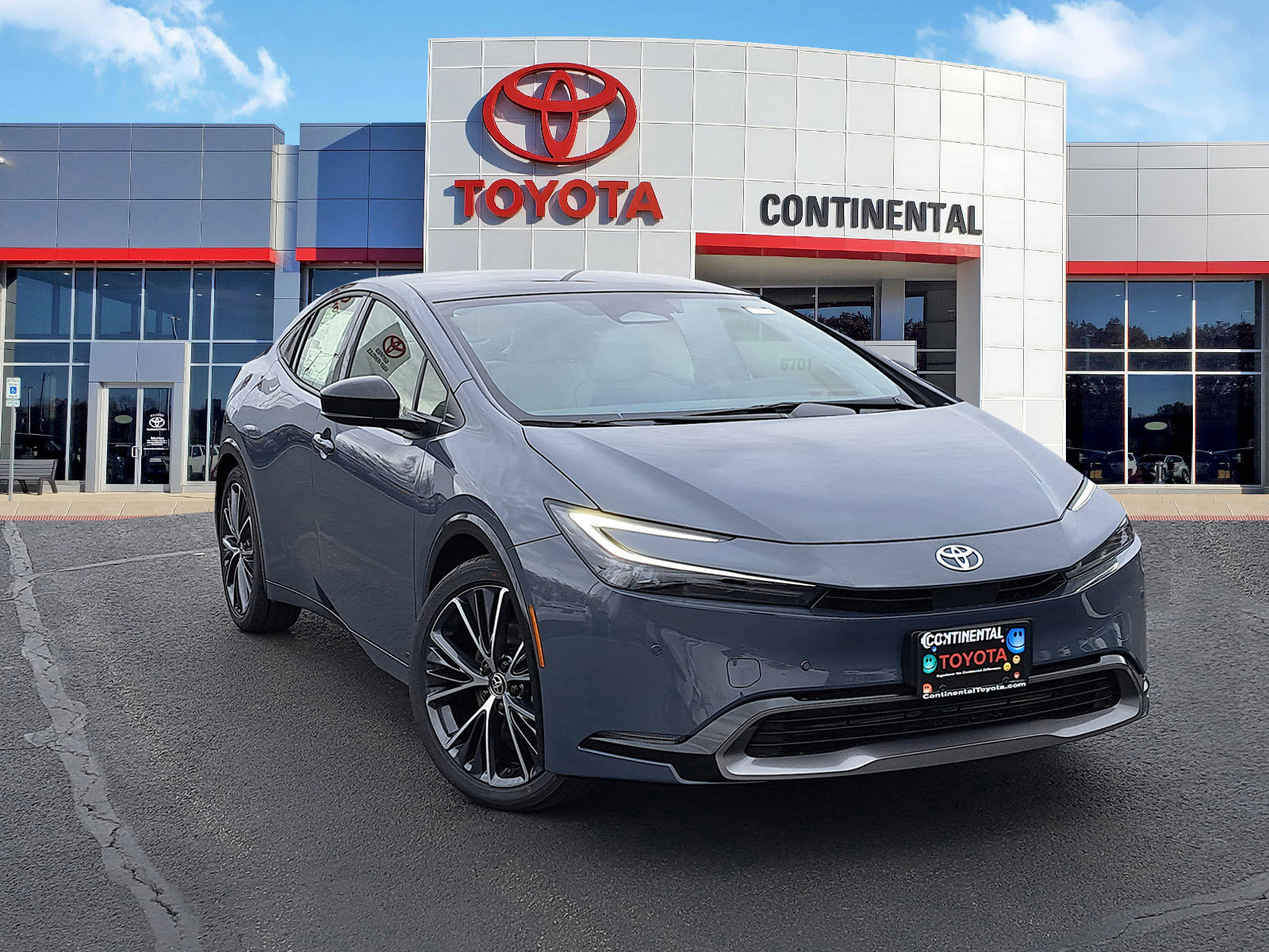 New 2026 Toyota Prius XLE video 2