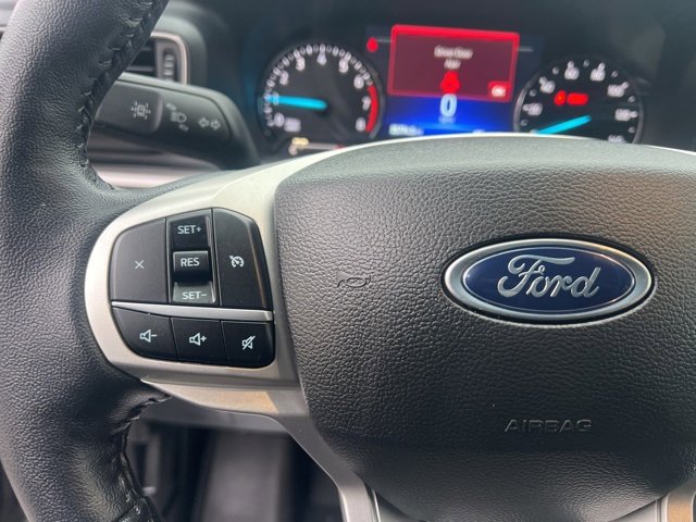 Used 2023 Ford Explorer XLT w/ Equipment Group 202A image 27