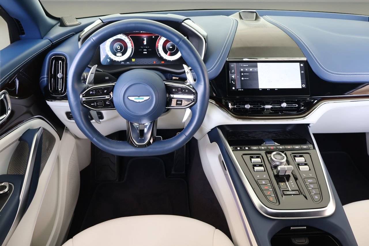 Used 2025 Aston Martin DBX 707 AWD/4WD image 15