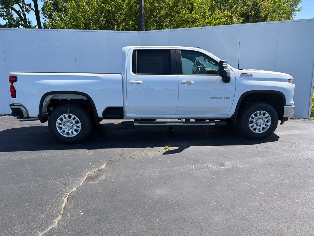 New 2026 Chevrolet Silverado 2500 LT w/ Convenience Package AWD/4WD image 2
