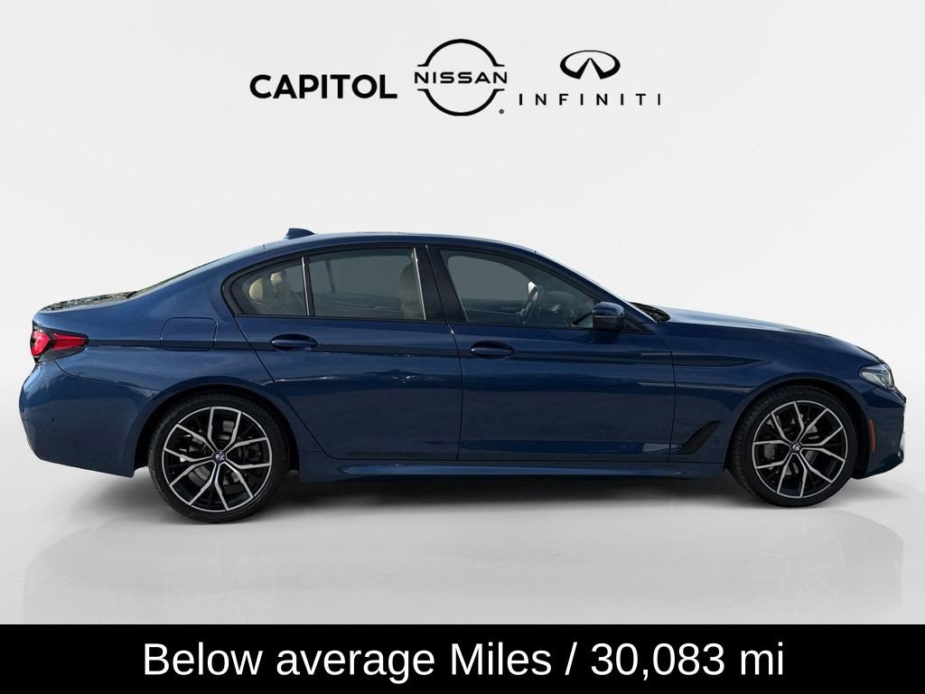 Used 2023 BMW 530i w/ M Sport Package image 3