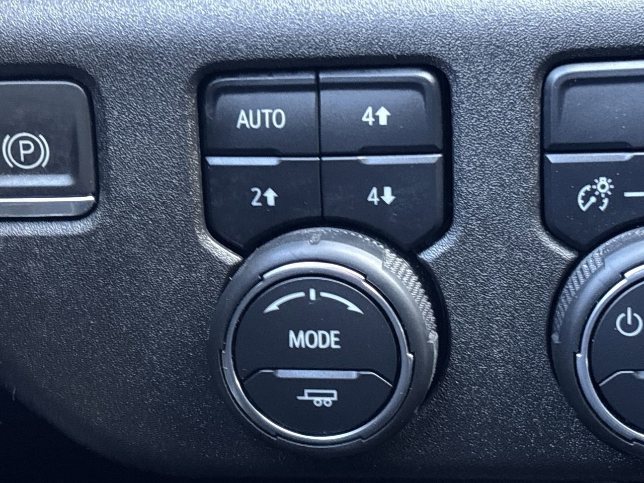 Used 2023 Chevrolet Silverado 1500 RST w/ Z71 Off-Road Package image 25