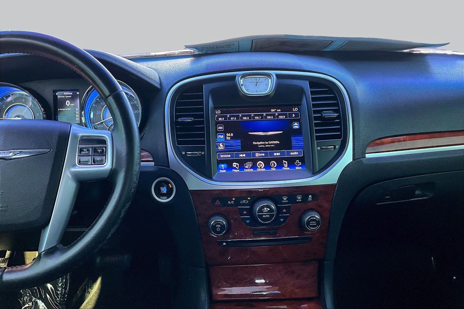Used 2014 Chrysler 300 w/ Driver Convenience Group RWD image 6