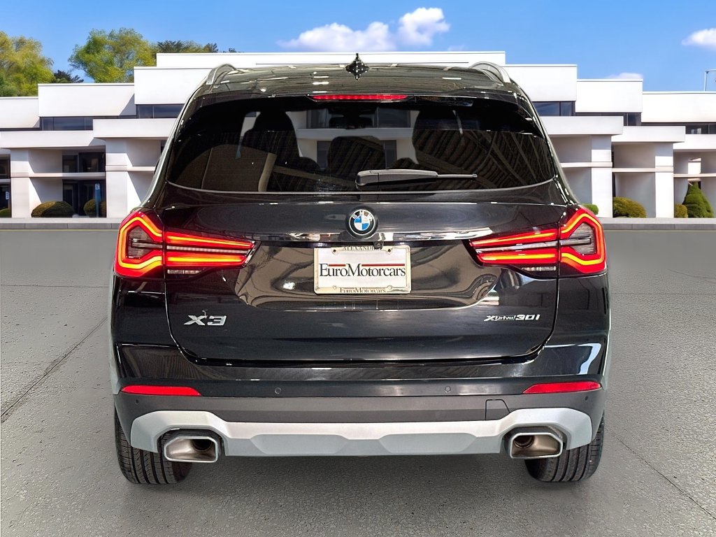 Used 2024 BMW X3 xDrive30i w/ Premium Package AWD/4WD image 6