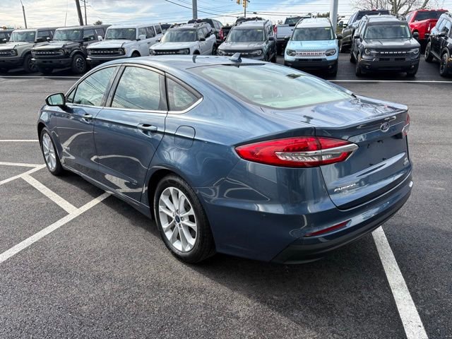 Used 2019 Ford Fusion SE image 4