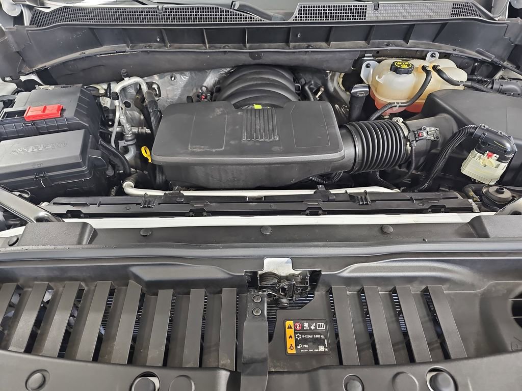 Used 2023 Chevrolet Silverado 1500 LT AWD/4WD image 35