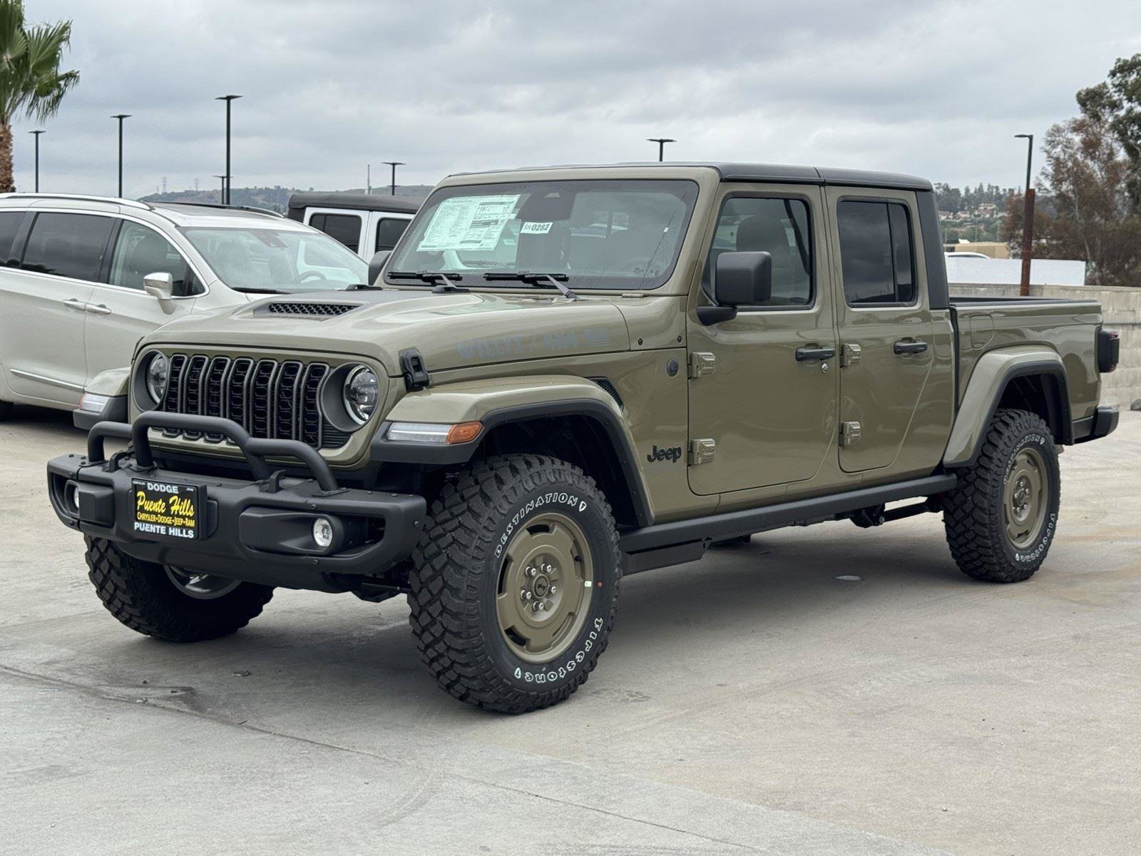 New 2026 Jeep Gladiator Willys AWD/4WD image 3