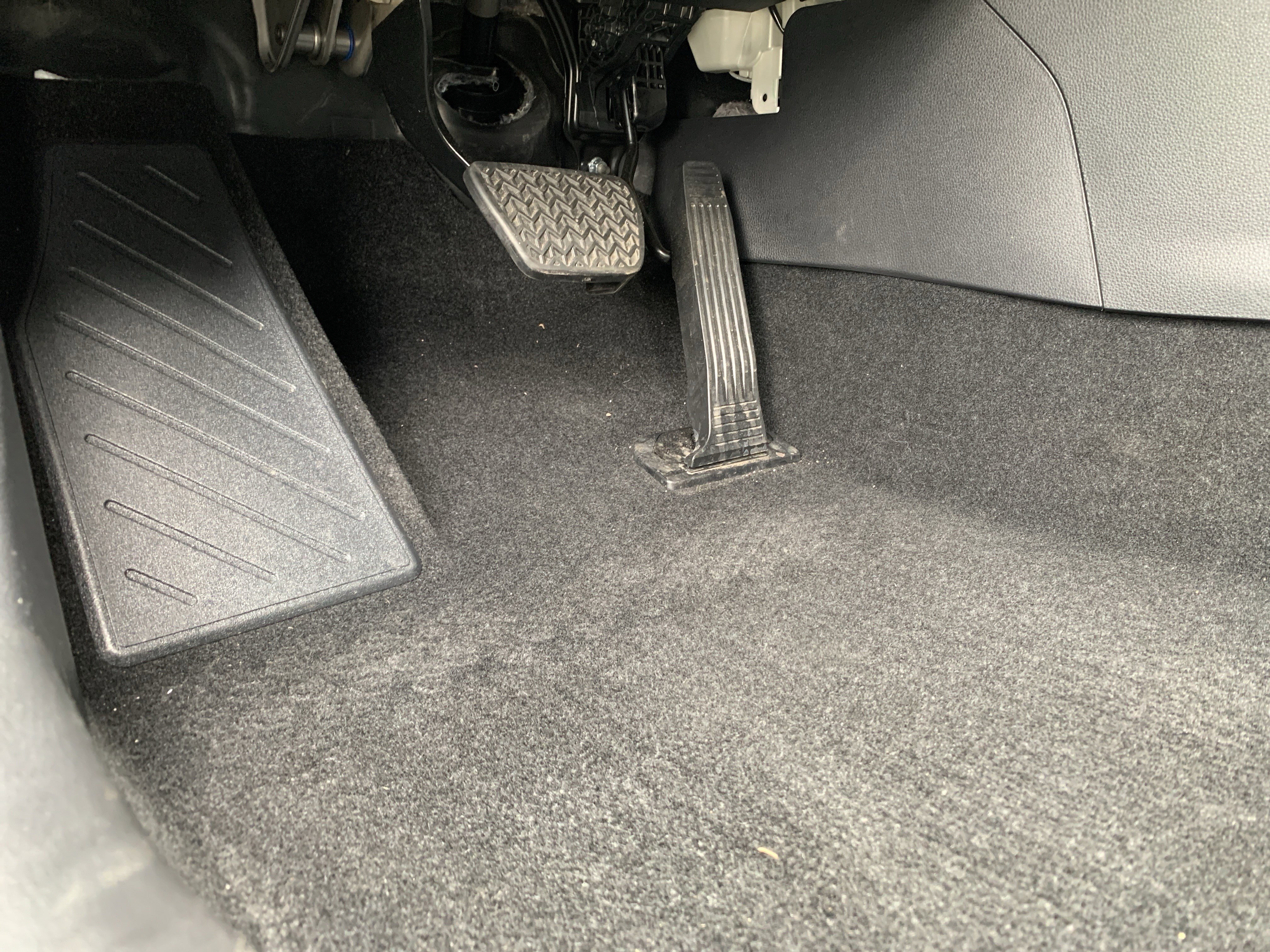 Used 2024 Toyota Venza Limited image 17